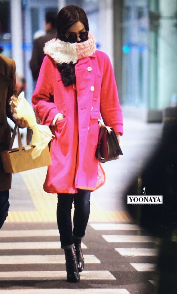 [PIC][06-12-2015]YoonA trở về Hàn Quốc vào chiều nay CViF7CEUYAAGtAb