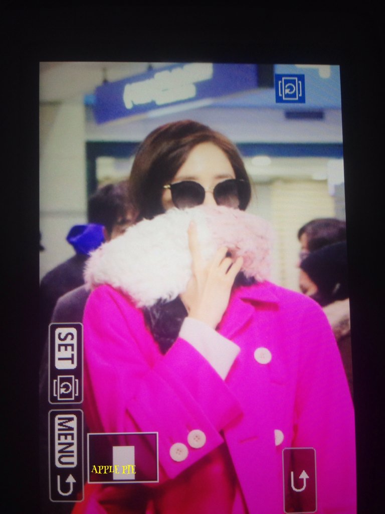 [PIC][06-12-2015]YoonA trở về Hàn Quốc vào chiều nay CViFLhFU8AANhJ6