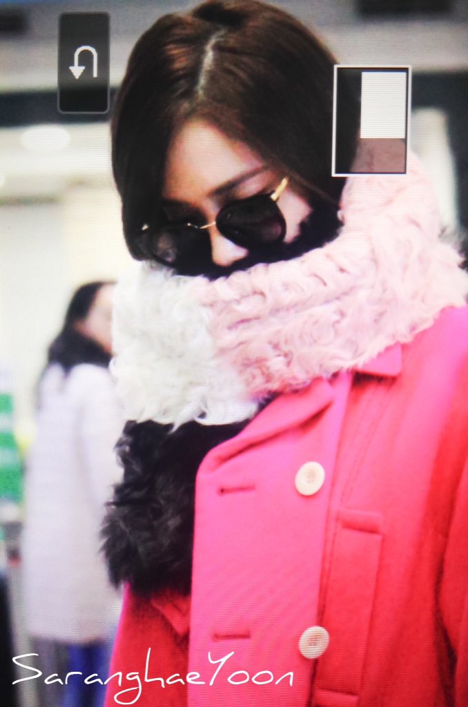 [PIC][06-12-2015]YoonA trở về Hàn Quốc vào chiều nay CViHT3eUkAAYnru