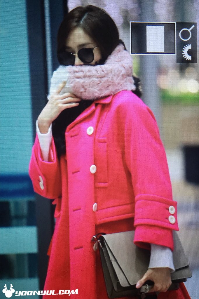[PIC][06-12-2015]YoonA trở về Hàn Quốc vào chiều nay CViIFUfUAAAh9wZ