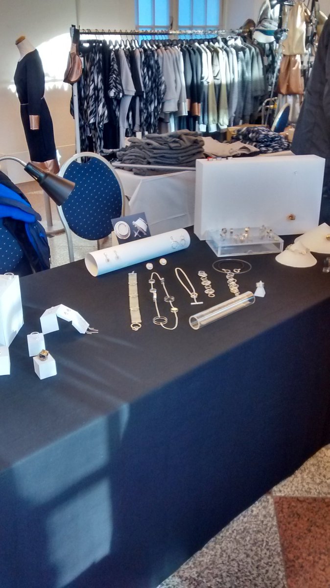 Stand auf der #eigenart aufgebaut. Jetzt kann es losgehen.