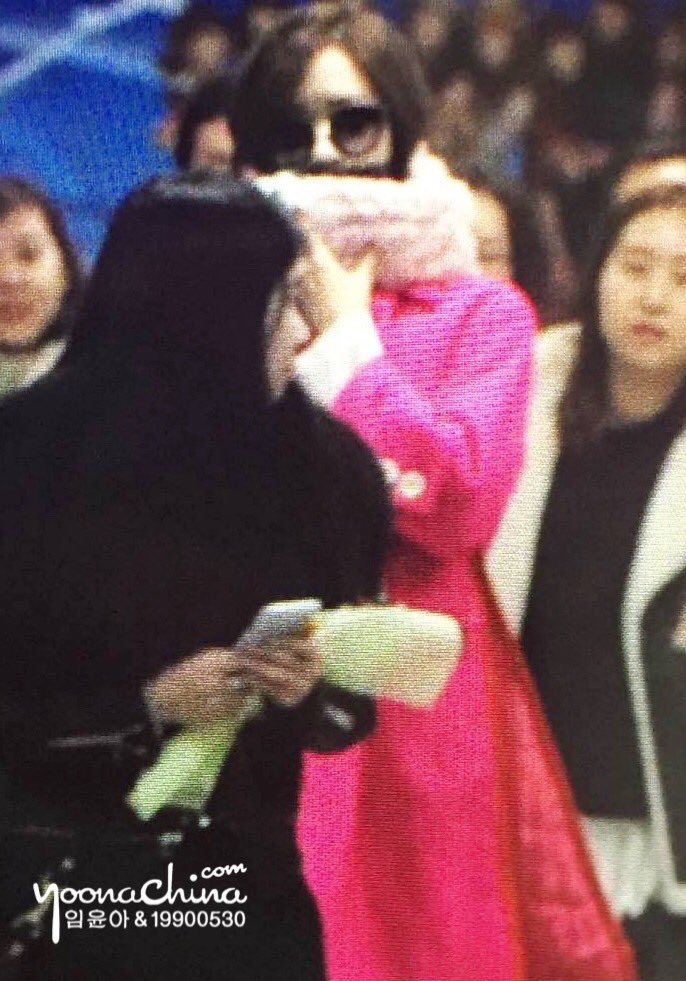 [PIC][06-12-2015]YoonA trở về Hàn Quốc vào chiều nay CViKS7wVAAAIpXi