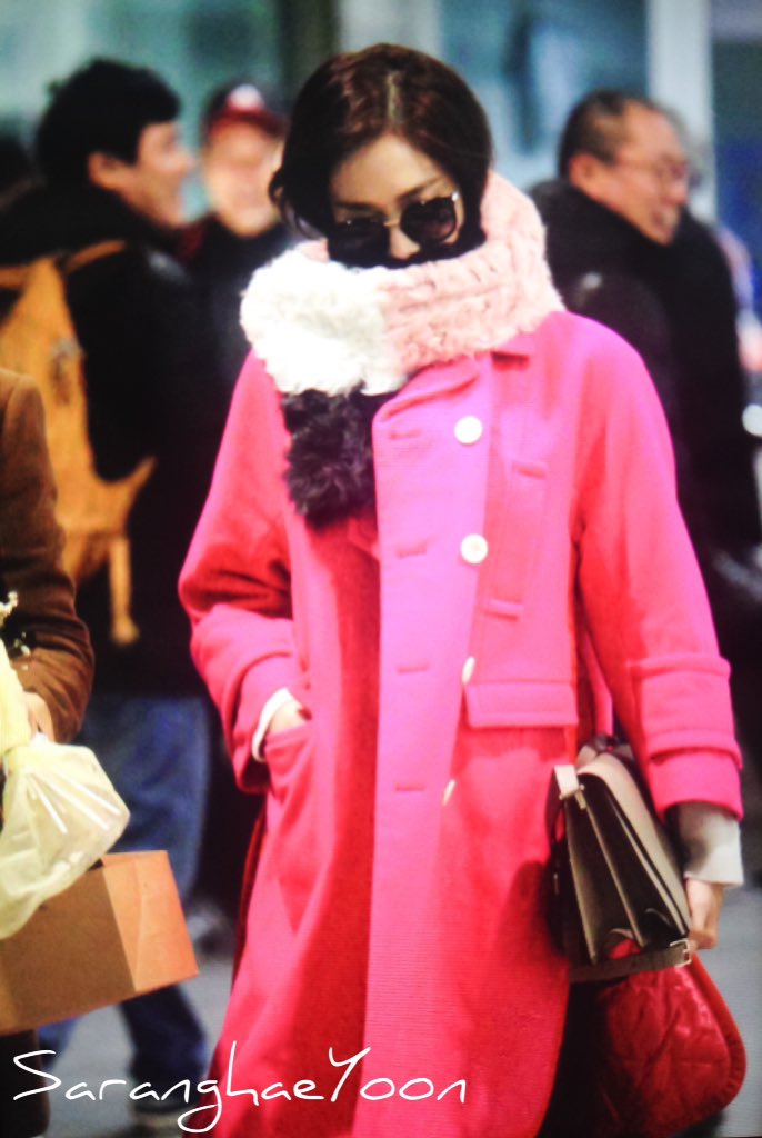 [PIC][06-12-2015]YoonA trở về Hàn Quốc vào chiều nay CViN1oRVEAEV2R_