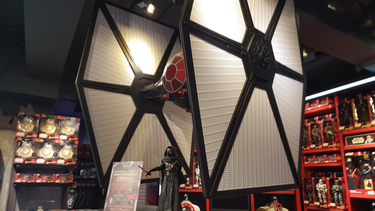 internetoftoys's tweet photo. outstanding #starwars collection of stuff most definitely @DisneyStore @OxfordStreetW1 https://t.co/1SeMhNmAC3