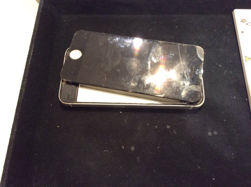 アイフォンドクター春日部店 Coco Cocoiphone Twitter