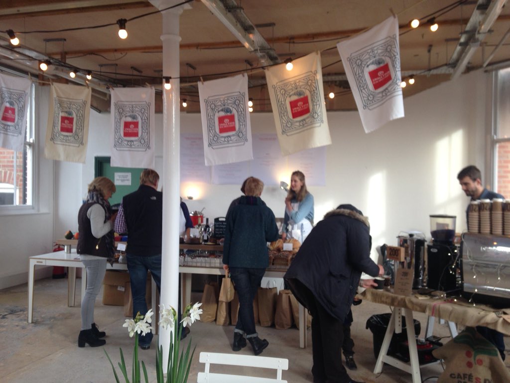 NottinghamMrkt's tweet photo. Lazy Breakfast. loungy lunch, afternoon snacks at Pop up cafe at Nottm Market til 4pm @LeftLion @ExperienceNotts https://t.co/N4FaNTcUA6