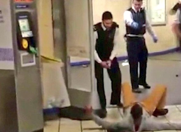Londoners respond to tube stabbing with #YouAintNoMuslimBruv - shouted by guy filming buzzfeed.com/aliciamelville…