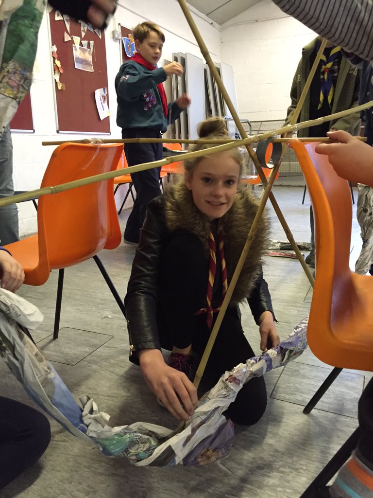 Scoutsscarter's tweet photo. Our model of the London eye is taking shape #PLtraining https://t.co/3uooaRhM1Y