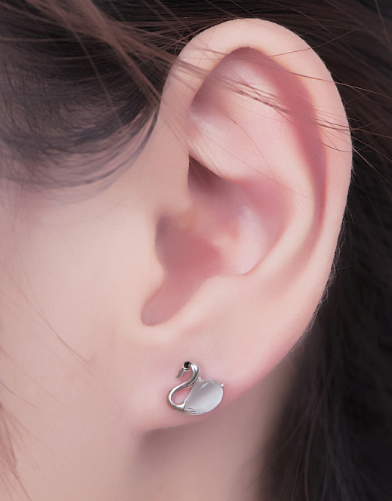 Swan - 925 Silver + chrysoberyl cat's eye (GW-Earrings-E-0015) #jewelry  #beauty flirtism.net/index.php?rout…