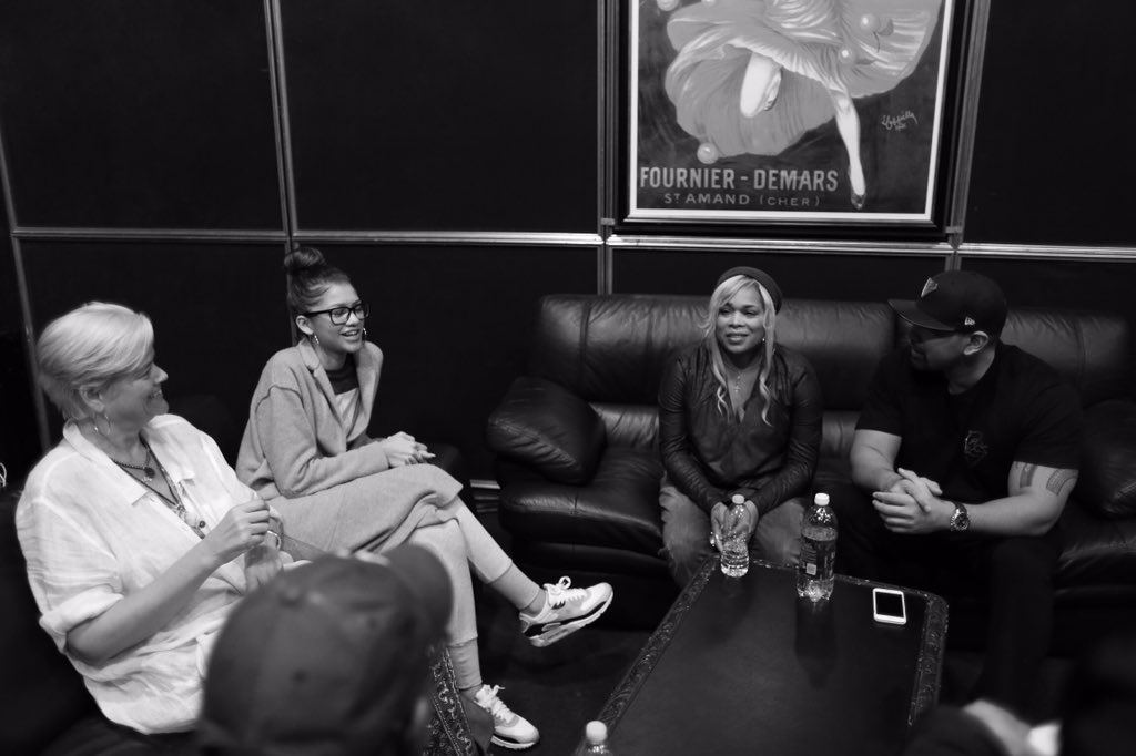 TheRealTBOZ tweet picture