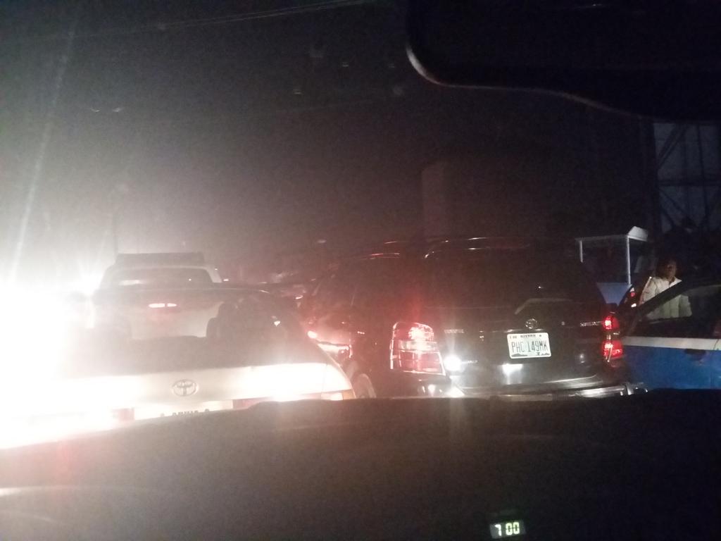 TheNerveAfrica's tweet image. [19:17] Traffic on GU Ake Rd caused by broken Truck on Eliozu bridge.Traffic from OPM towards the bridge #TrafficMap