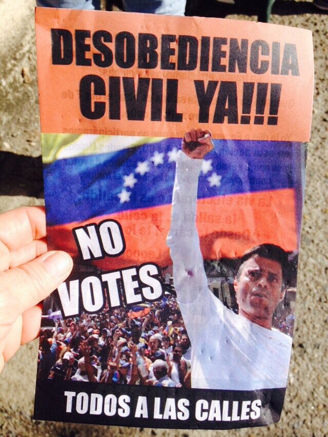 Volantes falsos. TODOS A VOTAR https://t.co/ianUkAE6V0
