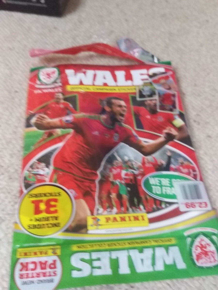 Never to old to collect! @OfficialPanini @FAWales #TogetherStronger #gotgotneed