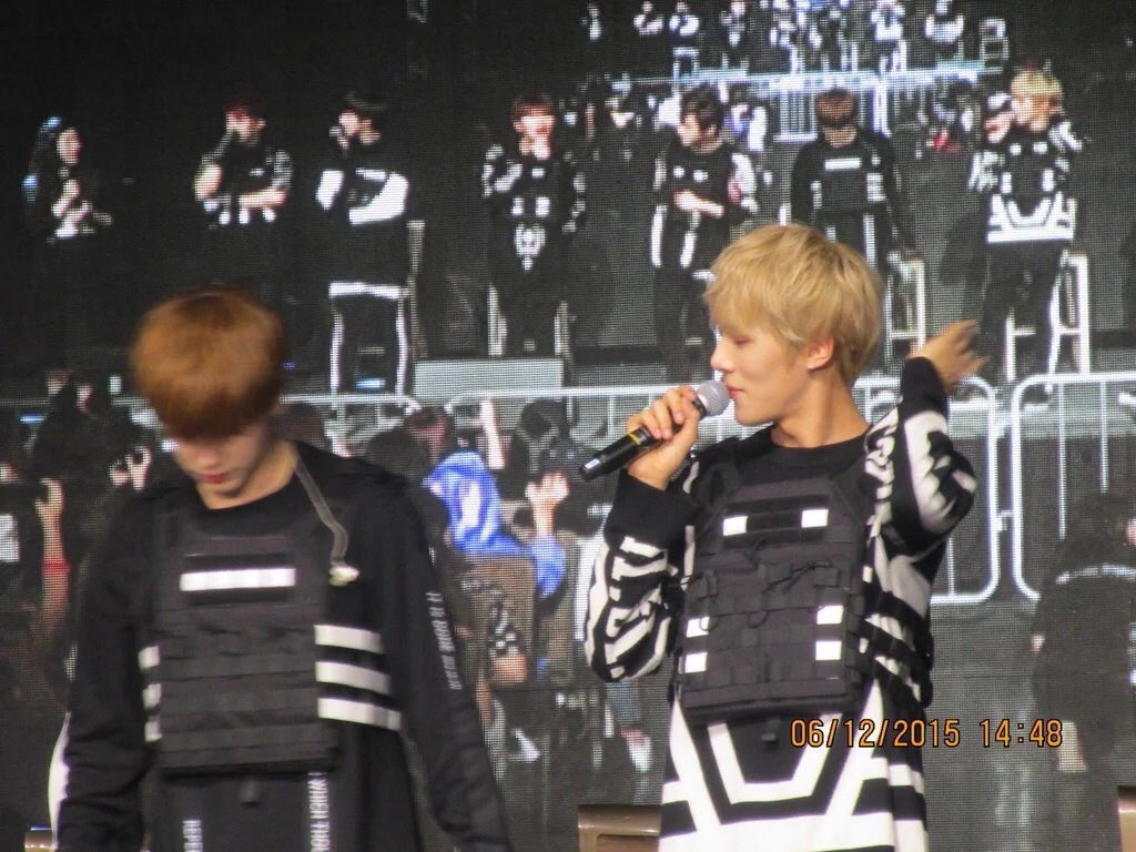 LEEMINHYUKTH_'s tweet photo. [PIC] 151206 #몬스타엑스 #MONSTA_X #민혁 #MINHYUK - FANMEET IN SINGAPORE
©qtjonggu/Clivant96 https://t.co/qIeCExlmHP