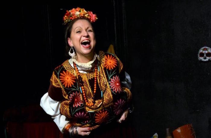 LatinRECap's tweet photo. Susan Rybin stars as ... via @LatinRecap - https://t.co/0tpnbgf2dR #FridaKahlo #ProducersClub #SusanRybin https://t.co/inahGodPGG