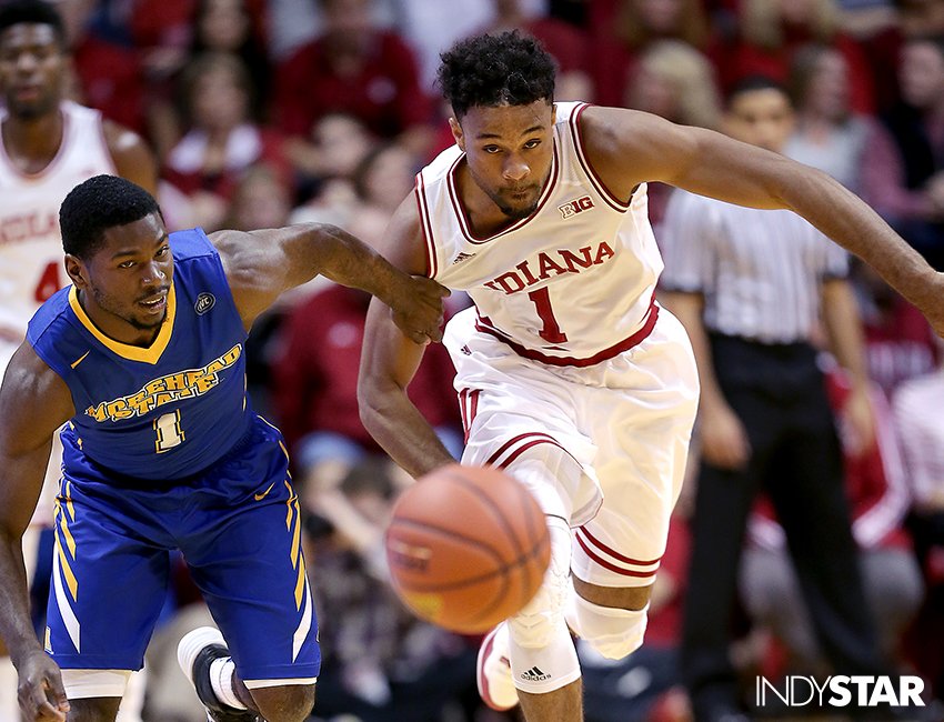 IndyStarSports's tweet image. #iubb locked down on D against Morehead State. Question is: Can they do it again? indy.st/1jGNvXK