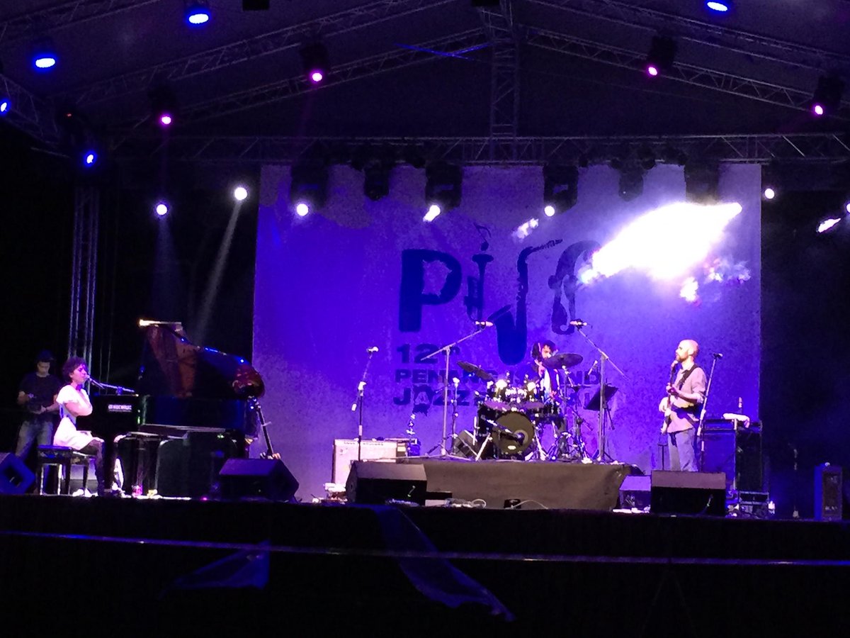 joelvmills's tweet photo. Sultry & wistful magic from @juliabiel at #Penangislandjazzfestival #pijf2015 finale @BritishMusic_ https://t.co/jsULN5gfr0