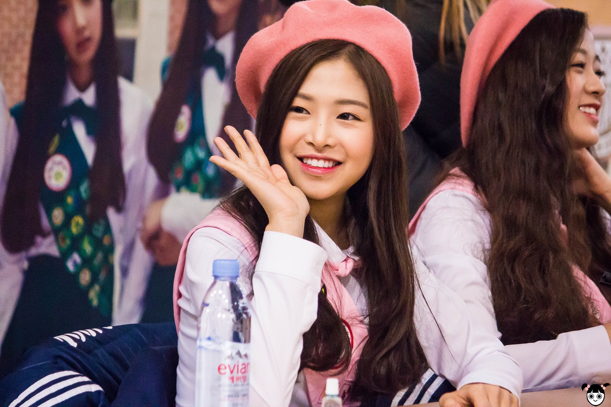 CVjWJ-BUsAE3vQF.jpg:orig