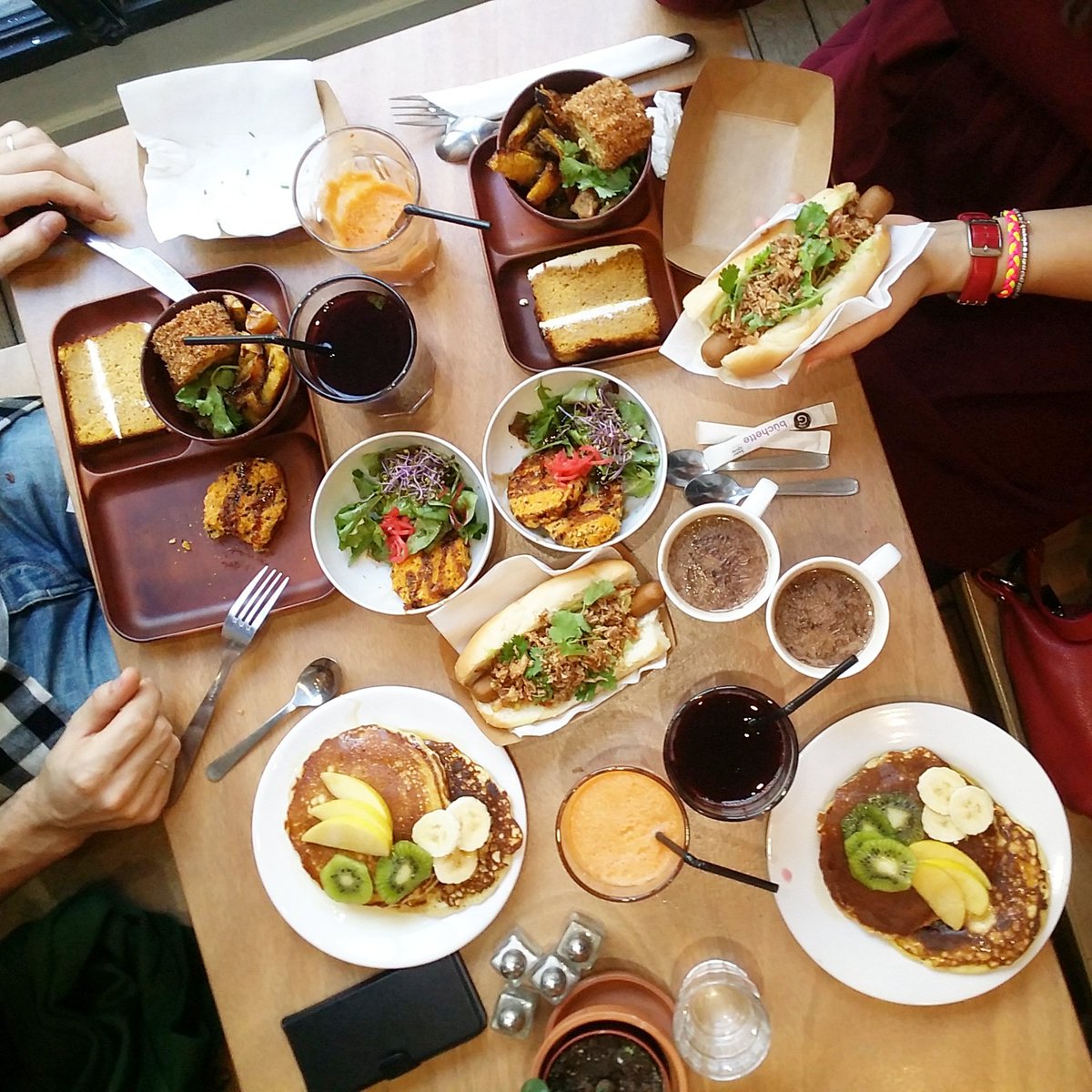Brunch Vegan, Veggie, Ital at #letricyclestore ✔ 
Thx ! 😀

#letricycle #paradis #paris #ital #vegan #veggie