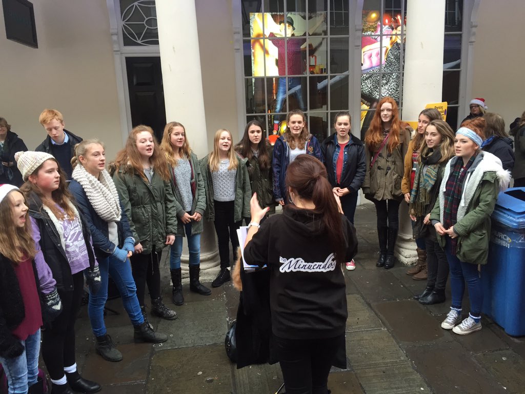 Checking out the sounds of the <a href="/minuendos/">The Minuendos</a> here in Bath today. #Christmas #singing #choir
