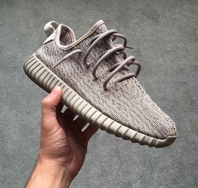 RopesLaces's tweet photo. Our Breezeblock Ropes giving the Moonrock Yeezy Boosts the clean, premium finish🔥 It's In The Details #YEEZYBOOST https://t.co/r6UzTo1LsK