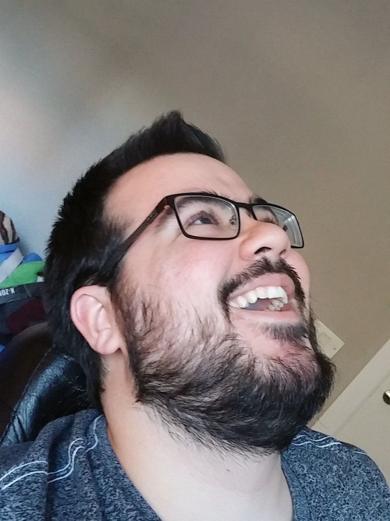 Felipez360's tweet photo. Youtubers diciendo les han quitado visitas, pero a mi me la suda porque para eso antes tienes que subir vídeos https://t.co/z7tURO0aZO