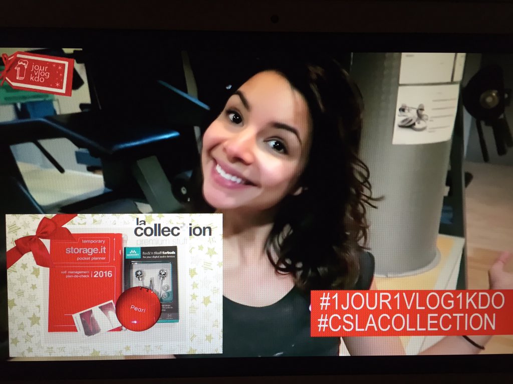 FloriineG__'s tweet photo. #1jour1vlog1kdo #cslacollection ouuuuuuf le beau cadeau :) https://t.co/Okg7852MXT