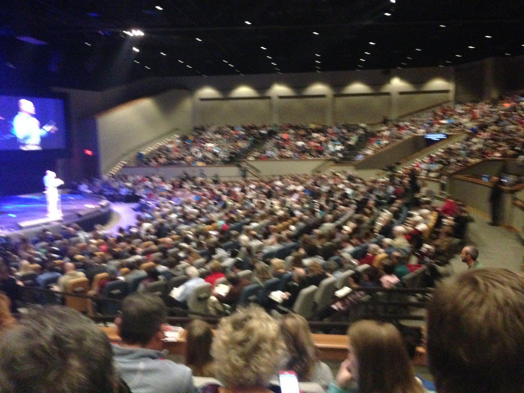 glassxc's tweet photo. First day in the new church! #bigmoveday https://t.co/1VVPJHvzQZ