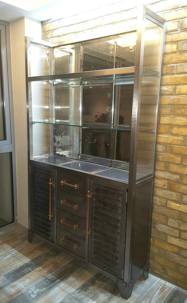 TheRetroStation's tweet photo. Just completed! #bespokefurniture  #vintageindustrial #storagesolution #vintagehome #homebar #design #polishedmetal https://t.co/xhpXqiih3N