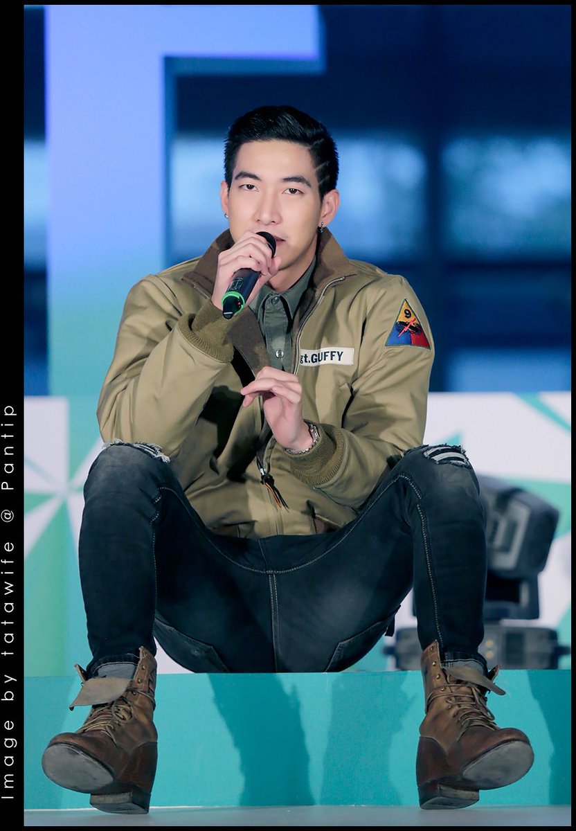 KarlTatawife's tweet photo. งาน ZPELL @ FUTURE PARK [6/12/2015] #ZpellNeverRegular #3 https://t.co/PoMVPi2wfK
