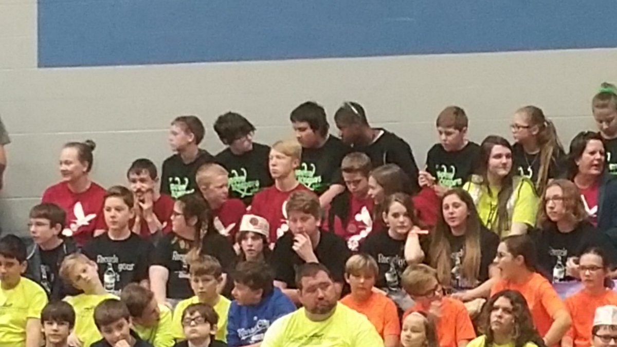 FRC5801's tweet image. I spy #FalconRobotics! Way to compete 8614 FLL team.