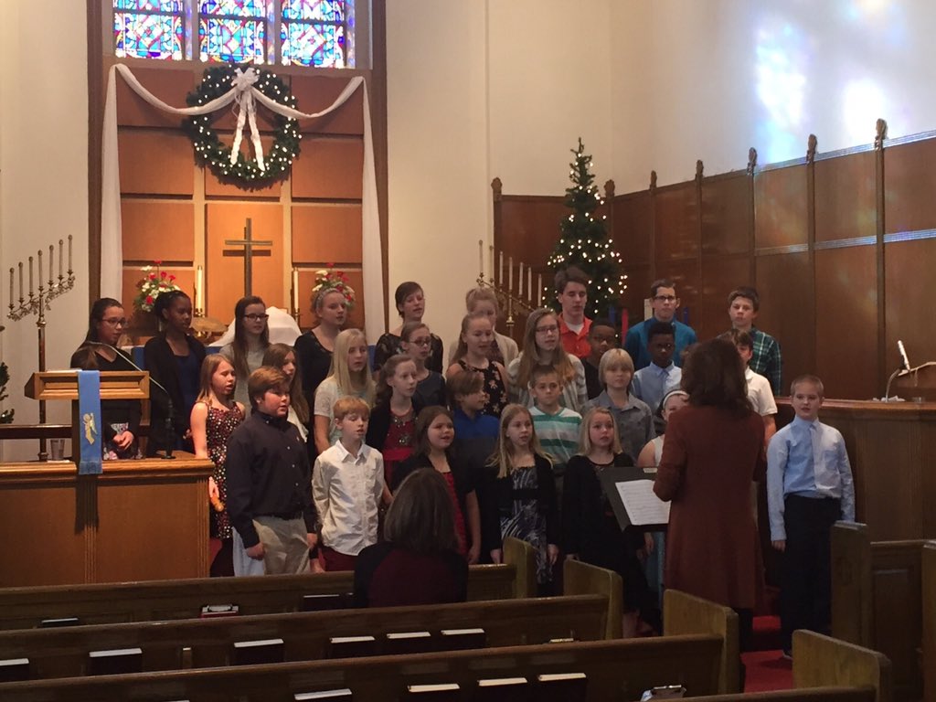 CalvarySchoolKC's tweet photo. Calvary's 4-8th grade choir makes a joyful noise unto the Lord! https://t.co/MhFeohhzKb