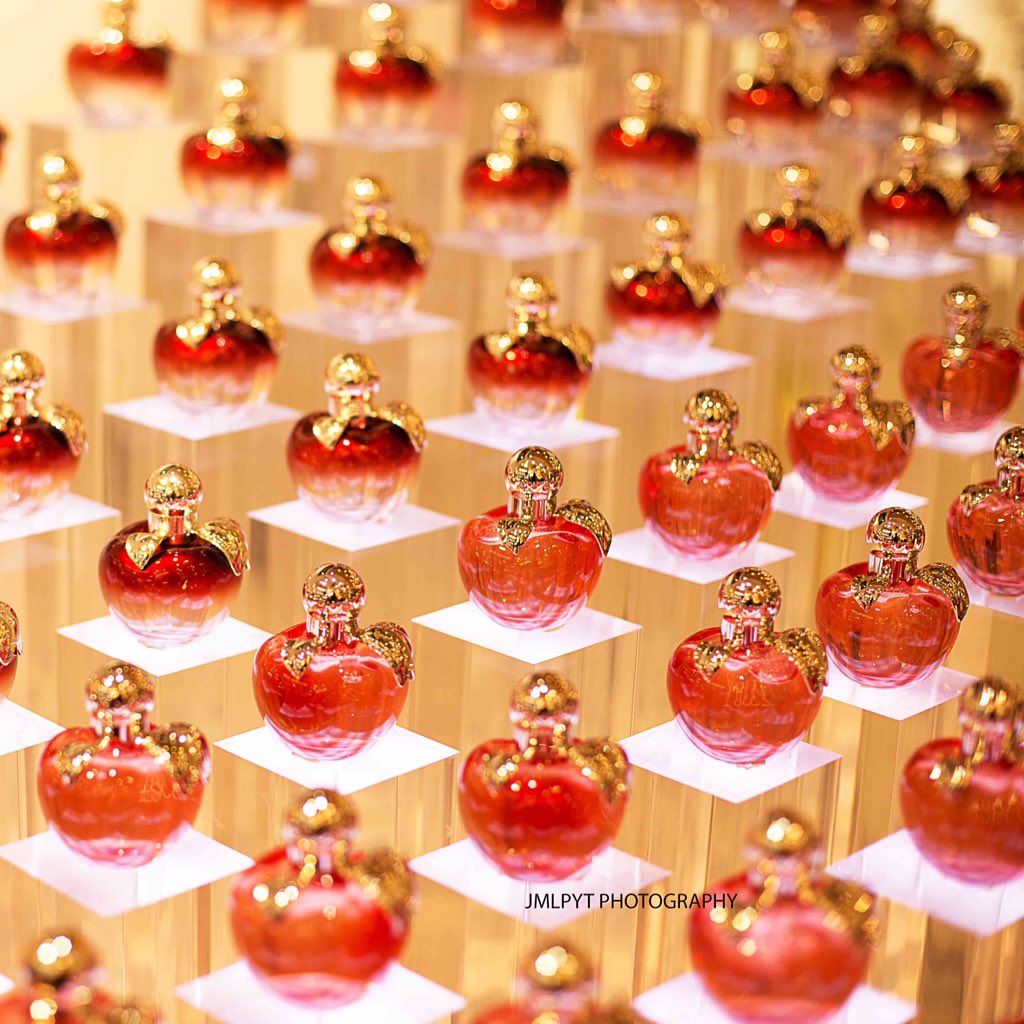 jmlpyt's tweet photo. Nina Ricci Elixir #galerieslafayette #Perfume #ninaricci #lelixir #elixir #paris #mode #luxe #fashion #fashionstyle https://t.co/I0fyqUjJay