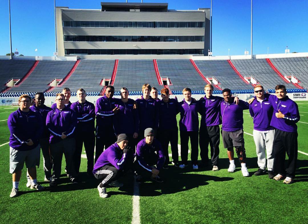 j_getup_fields's tweet photo. Best LB'S in the state👌 https://t.co/ldnLiPMrDd