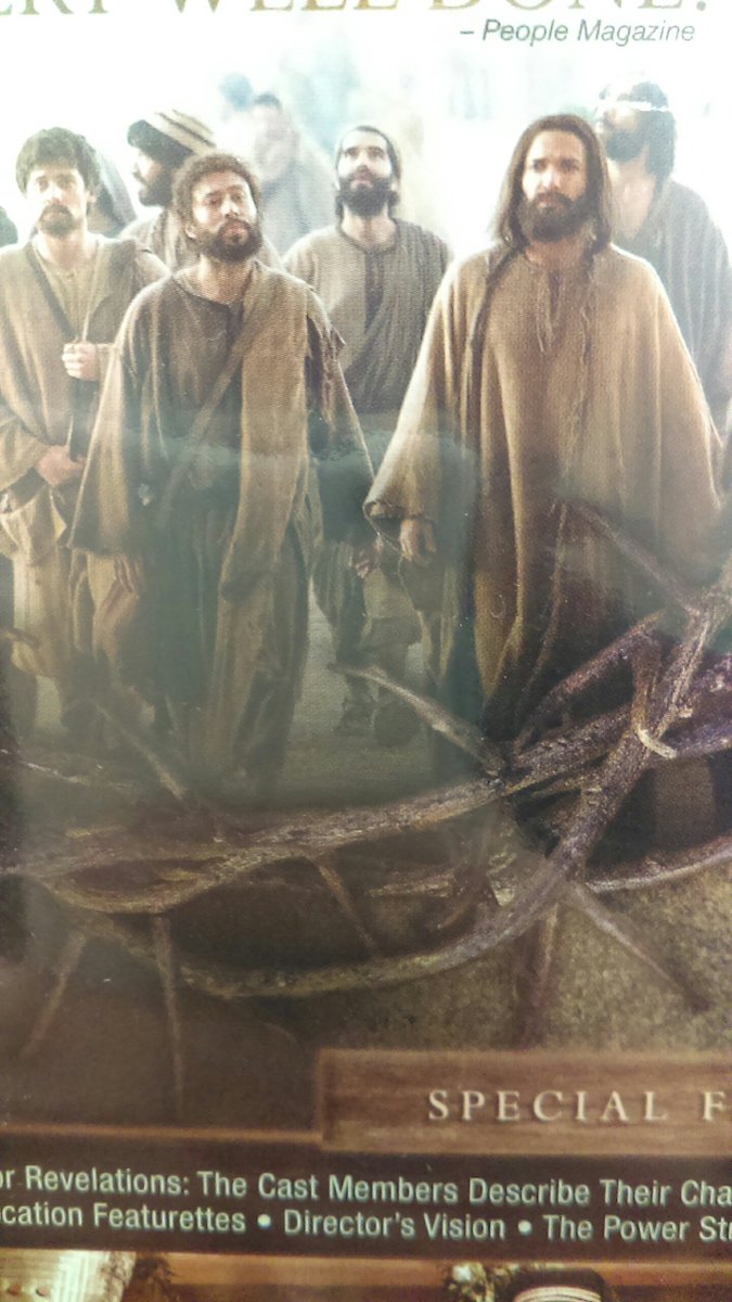 ImperialJuanYay's tweet image. #SeasonsGreetings. Give me your #HonestOpinion. #WhichOneIs(#JesusChrist)#YeshuabenYosef? #TheReasonForTheSeason