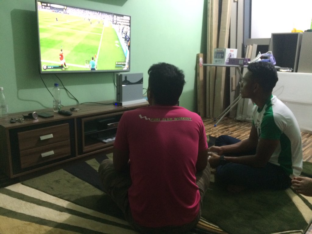 nurulakmalmw's tweet photo. ππ»ππ»ππ» kata 2 game je , pastu drag sampai 80x 2 game #manaddict https://t.co/v7JEyhyJA5