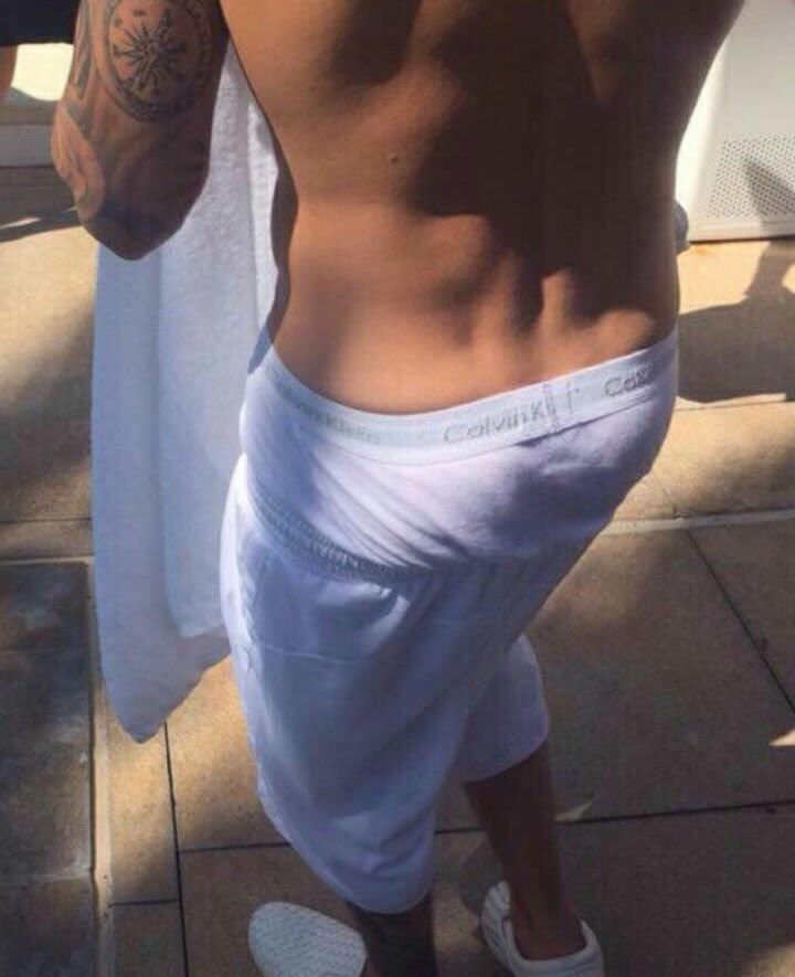 justinrpganns1's tweet image. Moi aussi j&apos;peux envoyer mes fesses