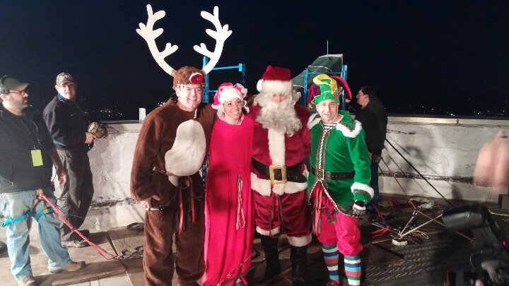 TurnofRiverFD's tweet image. It's your #HeightsandLights cast members all ready to go!  Here comes the fun!  #TRFD #LRFC #Stamford