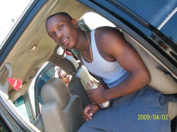 CallMe_Dougie's tweet image. Thinking about big cuz a little today...man I miss you...#RIPDJ