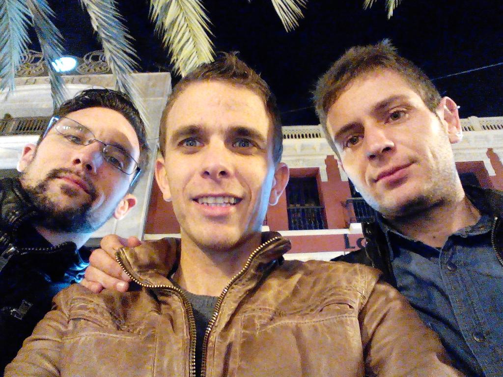 DjSiko's tweet photo. Así da gusto pasar los domingos @pascualsonic @Danielferrer28. The great moments are at your fingertips. 🔝💪 https://t.co/QikbTTLcc8