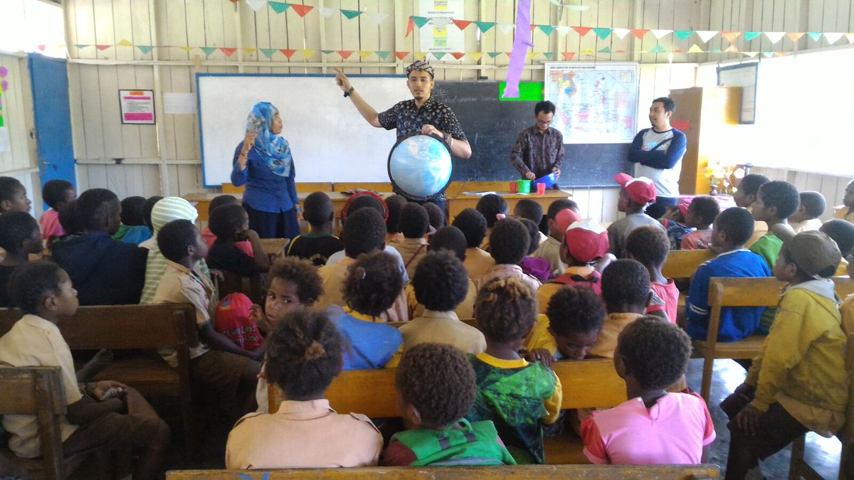 Berbagi inspirasi bersma siswa sd inpres sogokmo diatrik asotipo kab.jayawijaya #menyapanegeriku