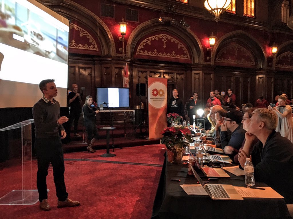 AngelHack's tweet image. #StLouis brings BluePrint, making 💡&apos;s go off with IoT. #MastersofCode @MasterCardDev