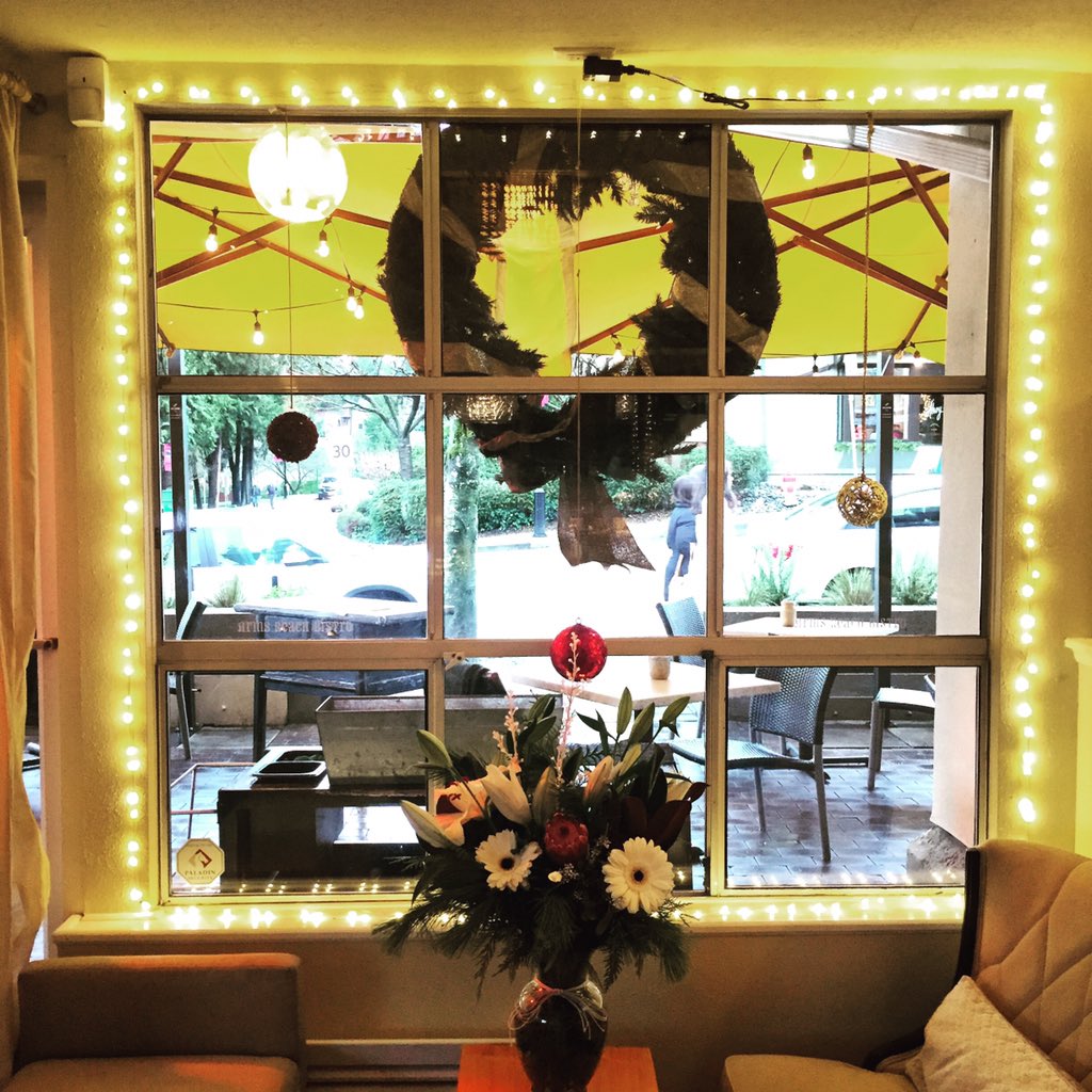 #xmas lights to brighten up the room and bring in a little Christmas spirit!