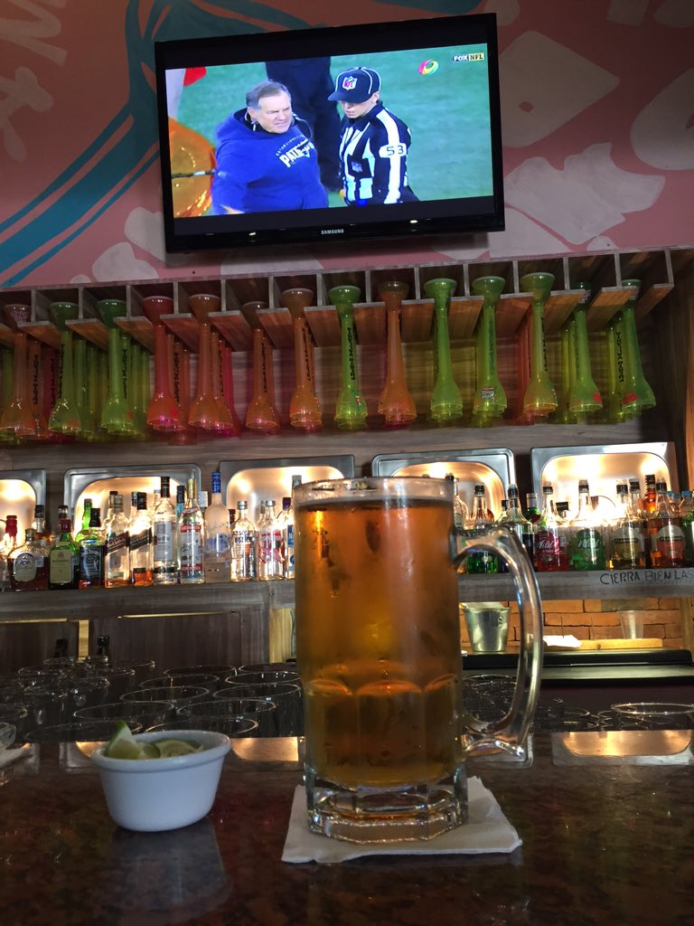 RandyBaublis's tweet photo. Watching the Pats in Mexico! #GoPats #SuperFanNFL https://t.co/CY2B3UIPDZ