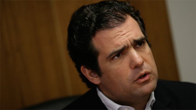 Alfredo Romero: Ninguno de los  76 presos políticos ha podido votar bitly.com/1OIV3Gl #TúDecides