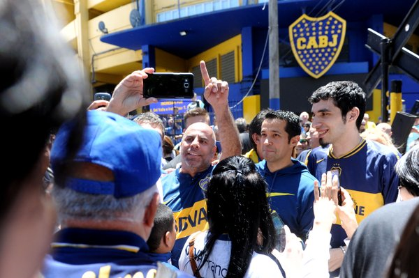 TuitterBostero's tweet photo. Según @battlebornok, el apuntado por varios dirigentes para ser el nuevo mánager de #Boca es Chicho Serna. https://t.co/kDITXJDPD7