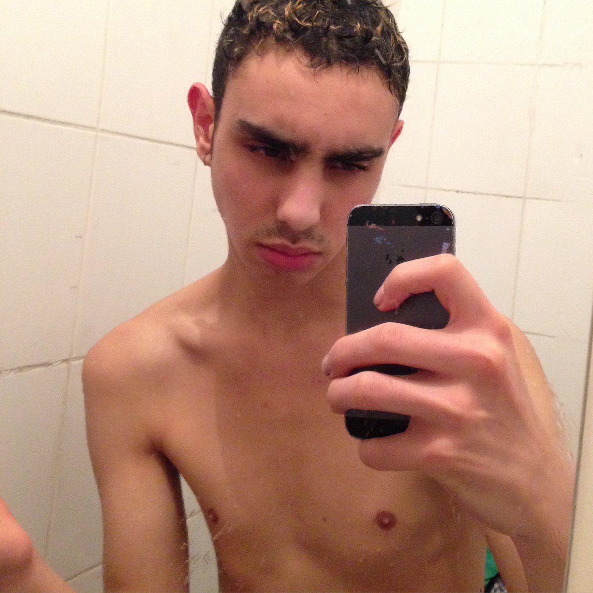 OFFGLOSS's tweet image. #bodypositive :) :))))))))