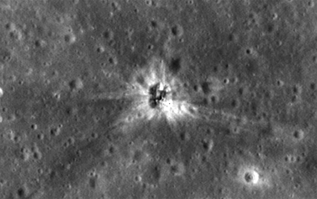 's tweet image. After decades of uncertainty, @LRO_NASA finds Apollo 16 booster rocket impact site: go.nasa.gov/1OIn9S1
