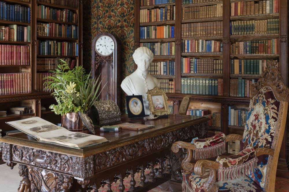 Imagine writing your Christmas cards on this beautiful desk @OxburghHallNT…
