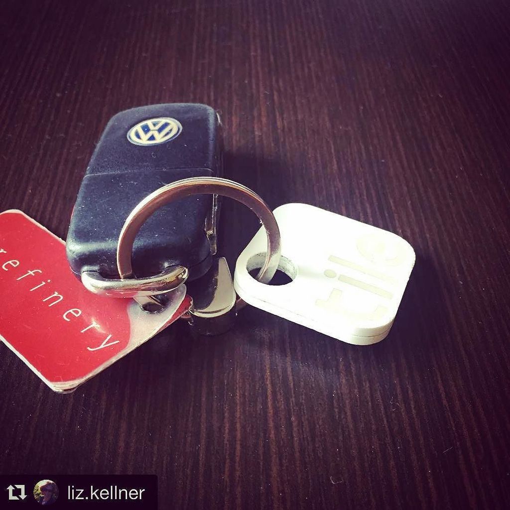 TheTileApp's tweet image. Welcome to Tile. #Repost @liz.kellner
・・・
Thank you @tiledit !  #keysfound #lostkeys ift.tt/1YSjDYm #tile…